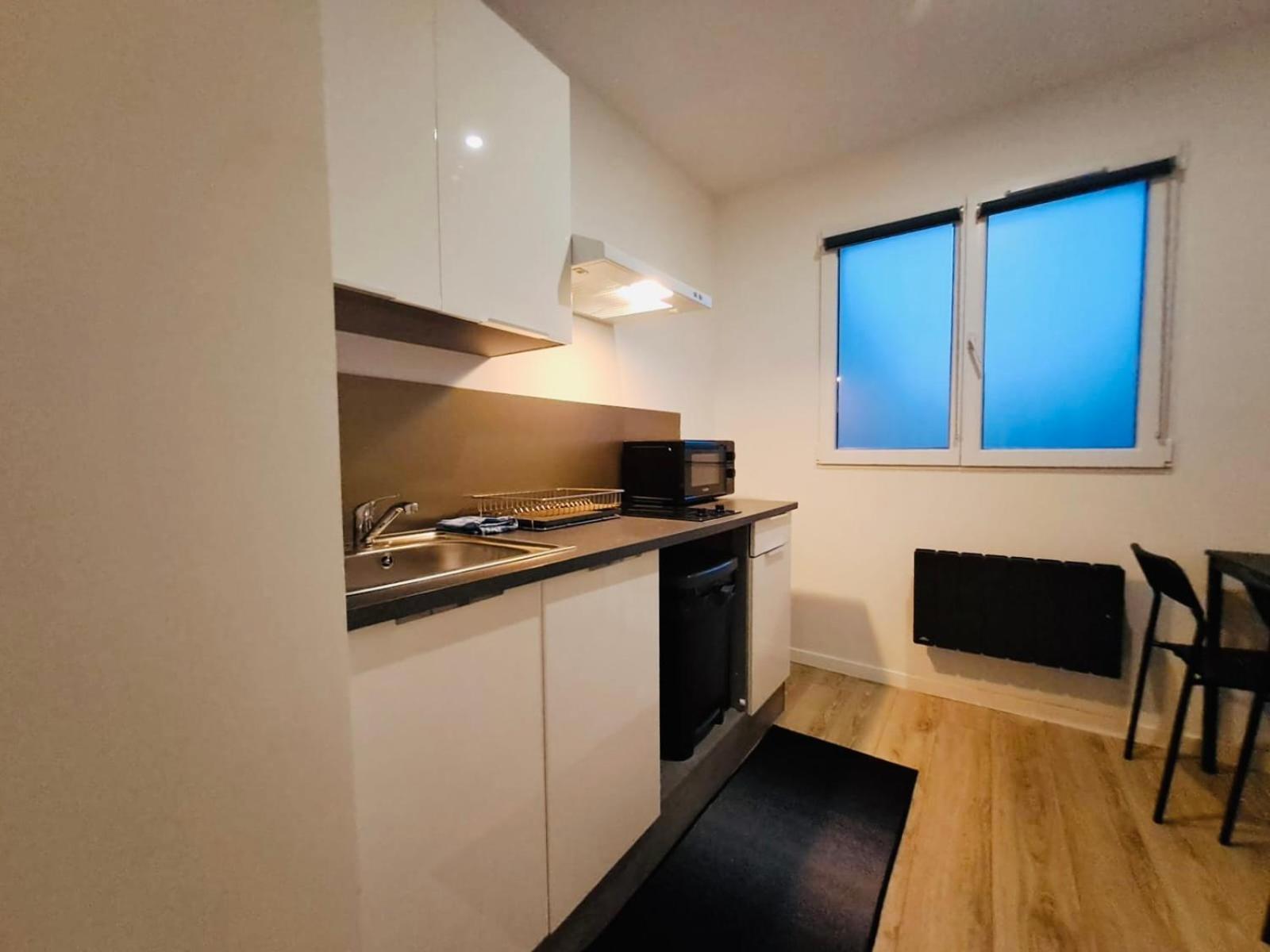 אורלי Studio Cosy Metro 14 Paris מראה חיצוני תמונה