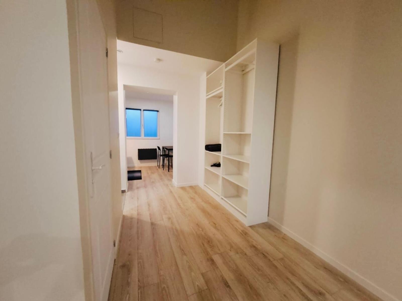 אורלי Studio Cosy Metro 14 Paris מראה חיצוני תמונה