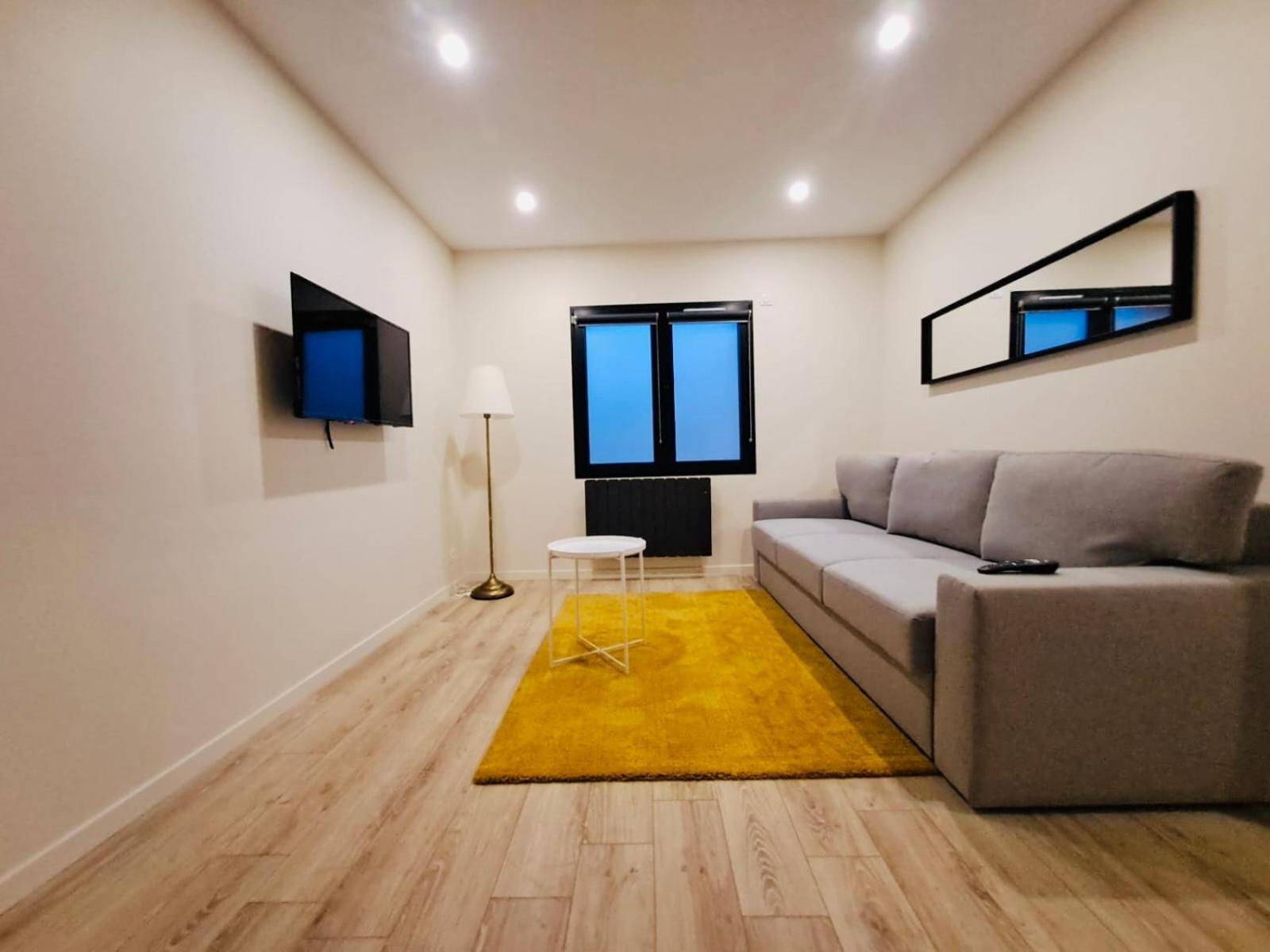 אורלי Studio Cosy Metro 14 Paris מראה חיצוני תמונה