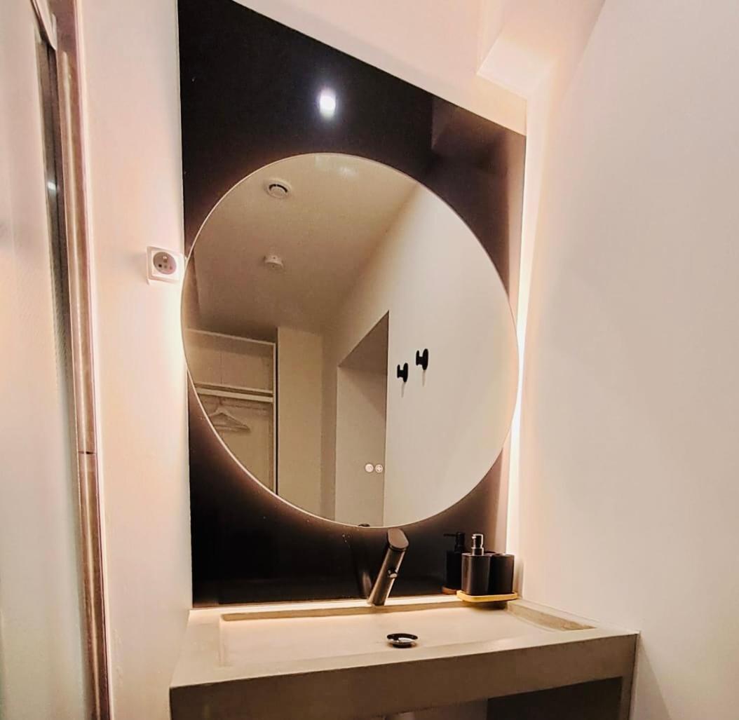 אורלי Studio Cosy Metro 14 Paris מראה חיצוני תמונה